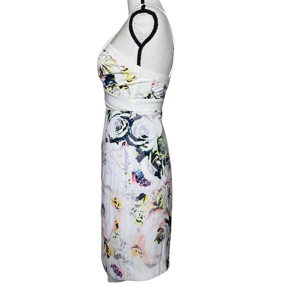 Minty Meets Munt Floral Mesh Panel Mini Dress - Picture 2 of 8